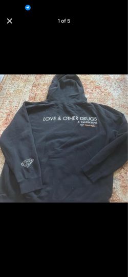 Diamond Supply Co x J Valentine Love & Other Drugs Hoodie Size XL