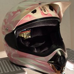 GLX   4-wheeler Helmet. Pink Camouflage.