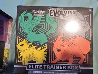 Pokemon Evolving Skies ETB