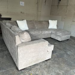 XL Sectional Sofa Couch
