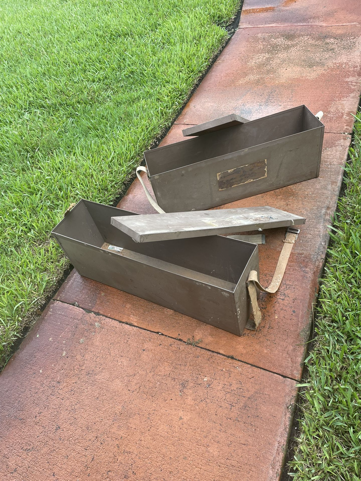 2 Metal Boxes With Lids
