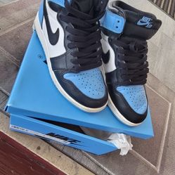 Boys Nike Shoes Size 4Y