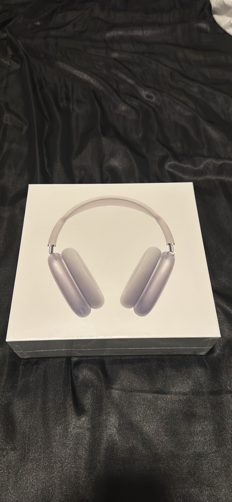 AirPod Maxes