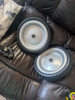 Flat free tire 13"