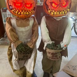 Animated Pumpkin Twins / Halloween / Christmas Decorations 