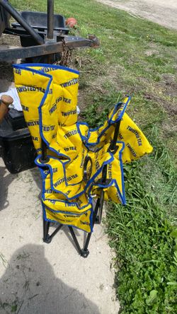 Twisted tea outdoor folding chair