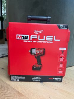 Milwaukee M18 Fuel 1/2” Impact Wrench Kit