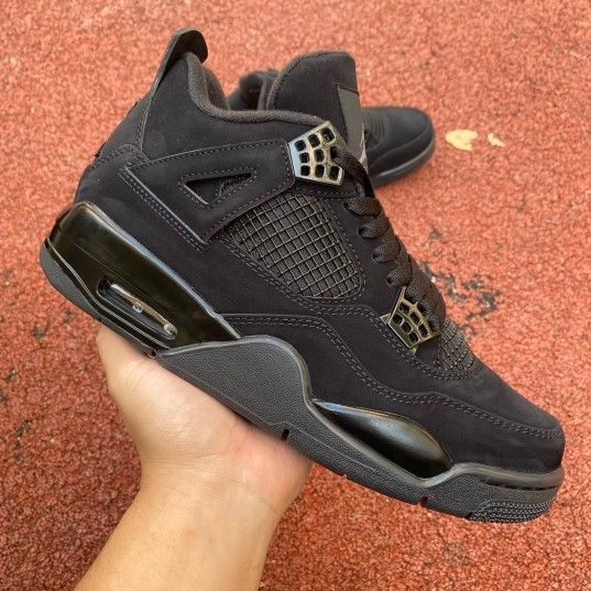 đđ§lđ˛ đĢđđŠlđ˛ đ¨đ§ đG : đđđđ¤đĸđđ¤đŦđđđ Jordan 4 black cat