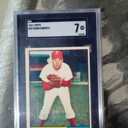1961 Topps Robin Roberts SGC 7