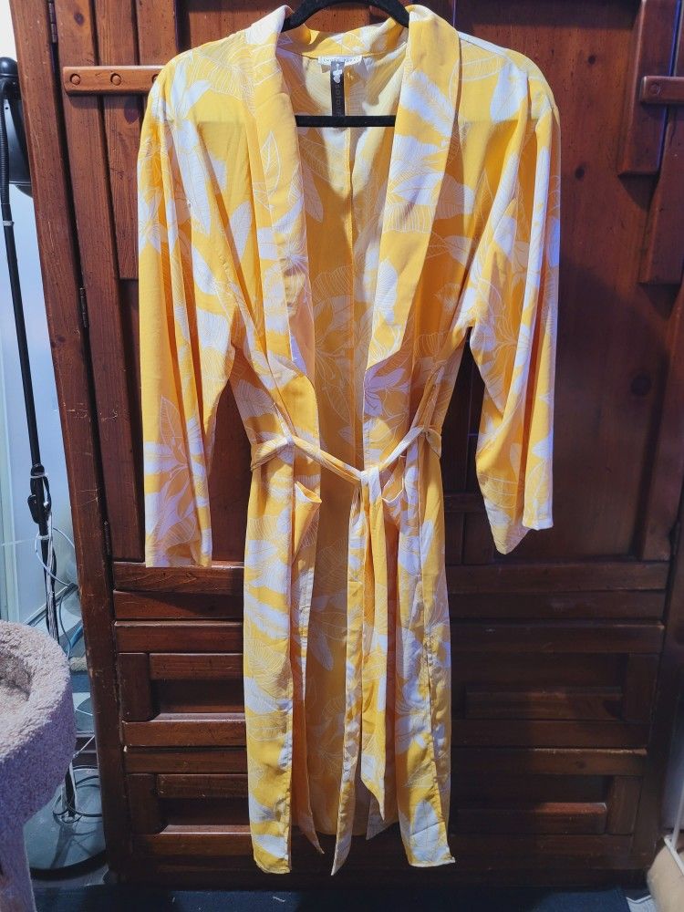 Emory Park Flower Patterned Robe