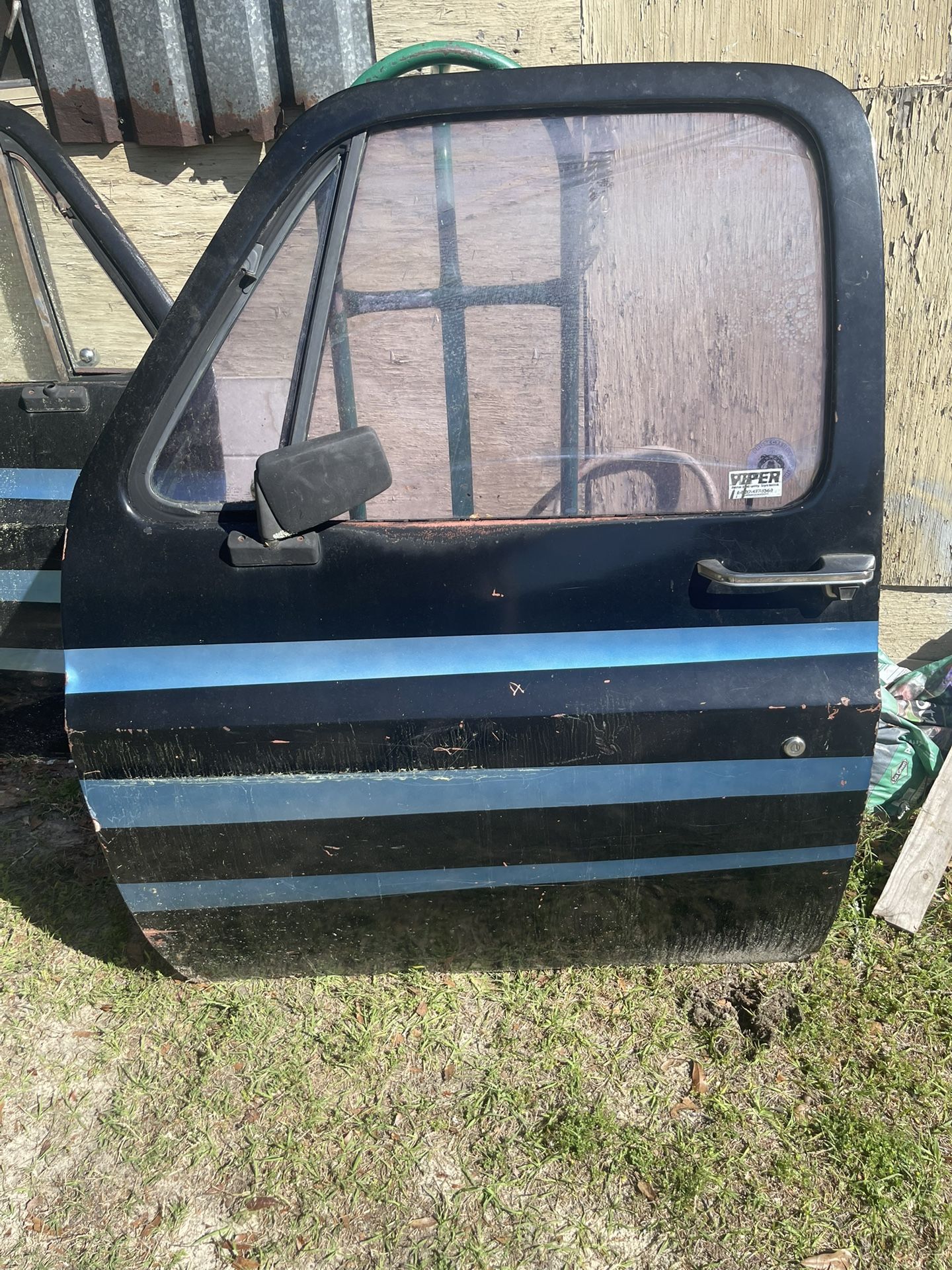 C10 Door