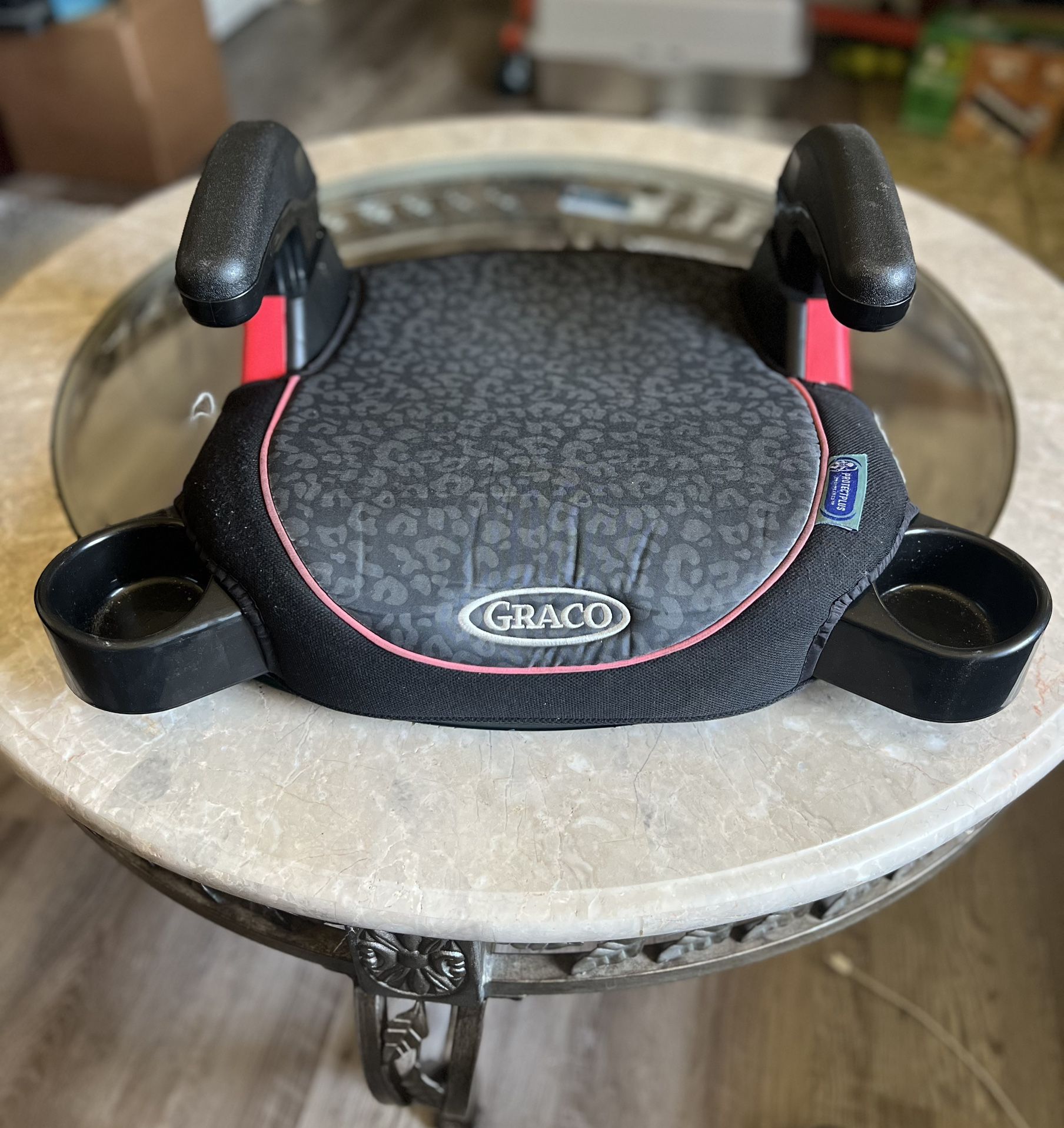 Gravo Booster Seat