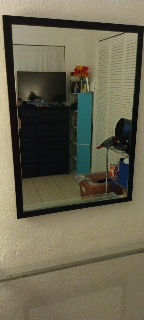 Computer Table And Mirror 