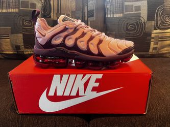 Nike Vapormax And 270 