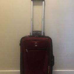 23” Travelpro 2 Wheeled Suitcase 