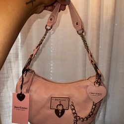 Juicy Couture Exclusive Rolling On Hobo Pink, Heart Chain Shoulder Bag 