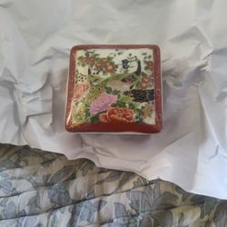 Satsuma Vintage Trinket Box