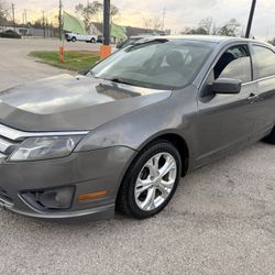 2012 Ford Fusion SE “ CASH PRICE “ 