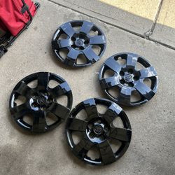 16” Hubcaps 