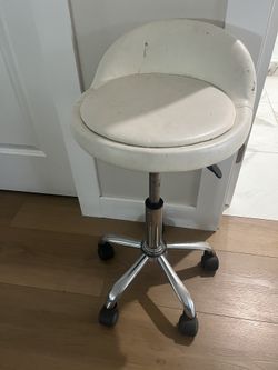 Rolling Chair