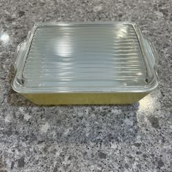 Vintage Yellow Pyrex Ovenware #503 w/Ribbed Clear Lid