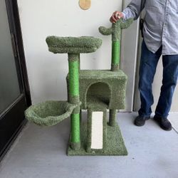 New In Box 43 Inch Tall Cat Tree Pet House Scratcher Scratching Play Post For Large Adult Cats  Green Color 