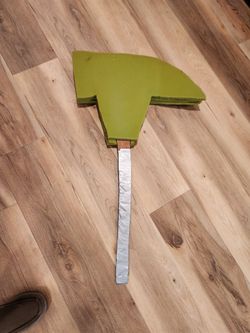 Free 'Fortnight' hammer
