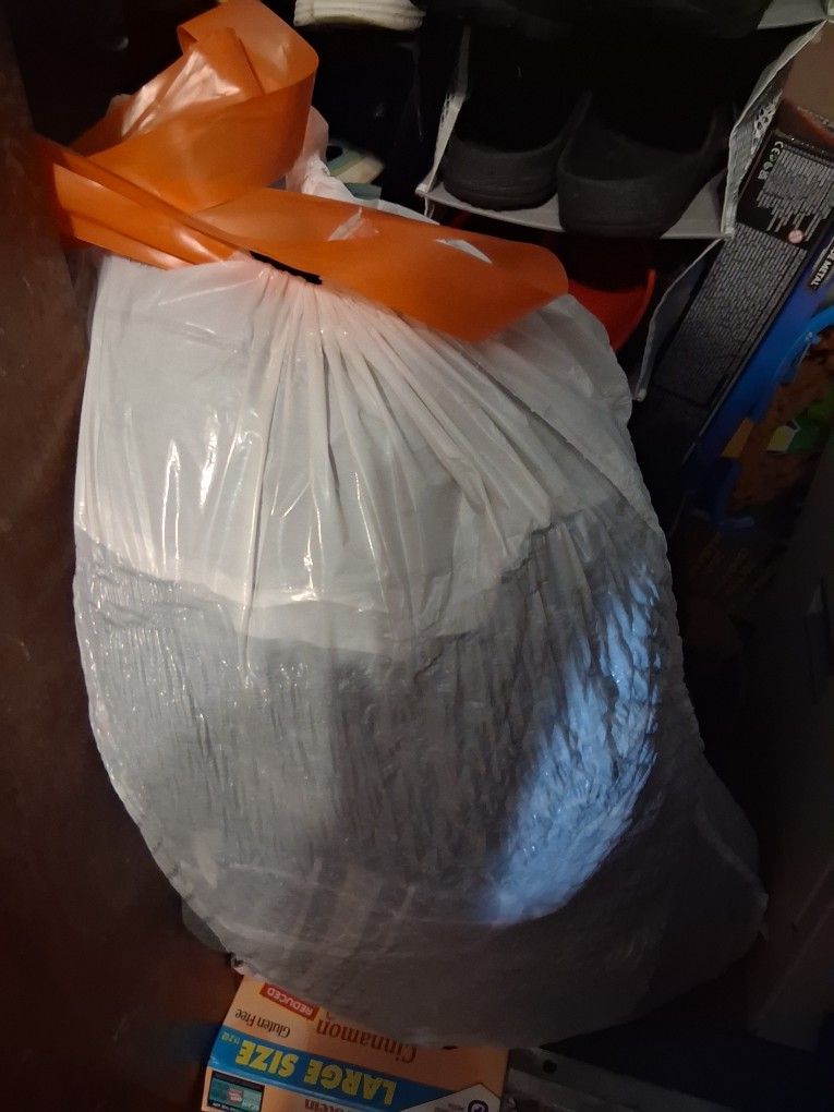 Bag Of Women And Mwns Clothes Mixed Sizes 