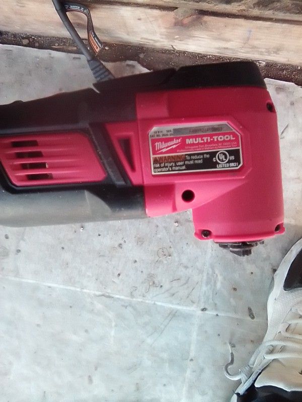 Milwaukee Multi Tool