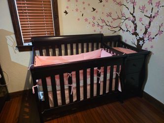 Baby crib