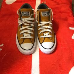 Converse Sneakers 