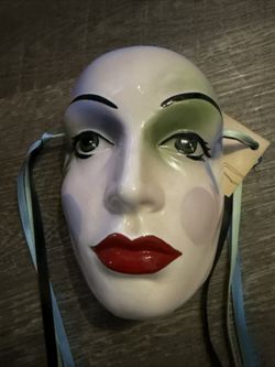 Vintage Beautiful Art Mask Cast Of Thousands Designed By Claudia Cohen 