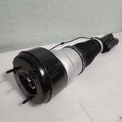 Front Air Suspension Strut LH or RH Mercedes W221 S350 S400 S(contact info removed)913