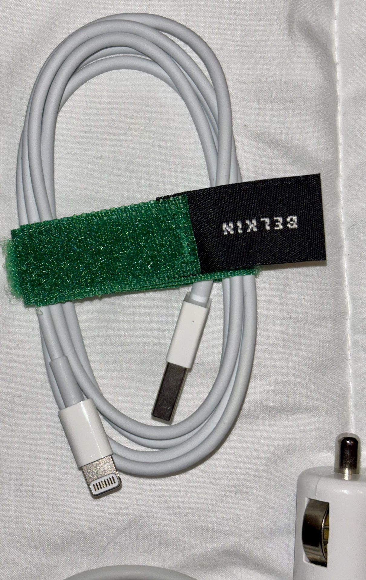 Lots Of CHARGING WIRES, Perfect Shape, Most Are New