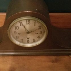 Herschede Antique Clock With Keys