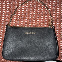 Cute Compact Original Mk Purse Like New! 