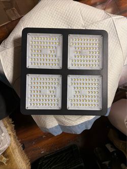 GROWING LIGHTS UV