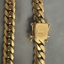 HANDMADE14k Solid Gold Cuban Link Chain 250 grams (26”)