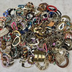 11LB Vintage Modern Destash Bead Plastic Gemstone Bangle Bracelet Jewelry B10