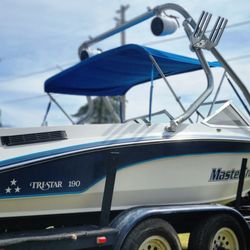 1989 Mastercraft Tristar 190