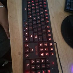 Keyboard Rgb Non Mecanical