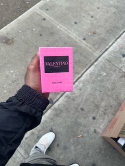 Valentino Donna Born in Roma EDP 3.4 oz