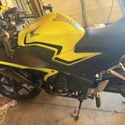 2016 Honda CBR300r