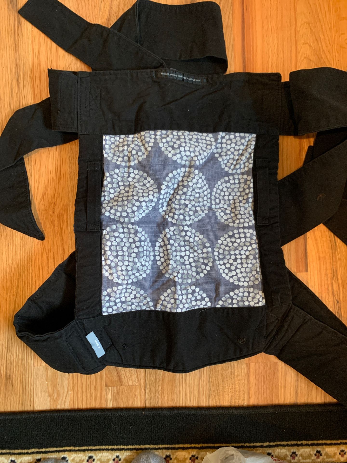 Infantino baby carrier