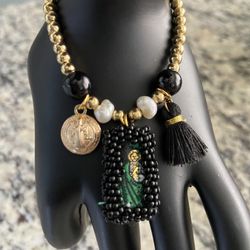 Scapular Bracelet Double Sided Whit Virgin Mary & St. jude’s With Black Beaded And White Pearls