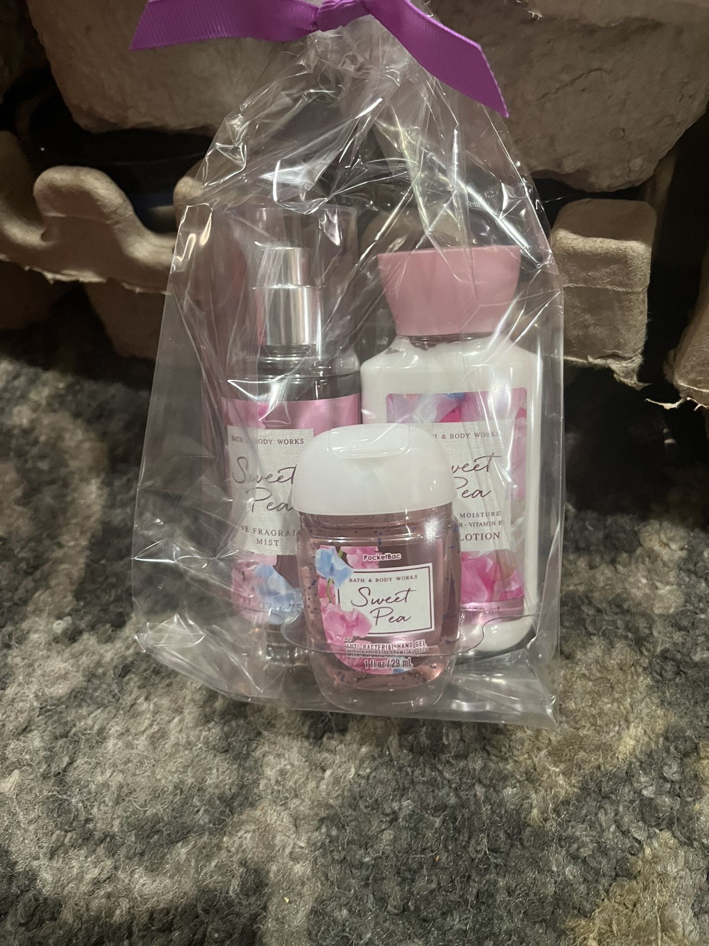 Bath & Body Works Mini Gift Set - $10 Each - 2 Available- Sweet Pea 