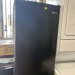 small refrigerator 