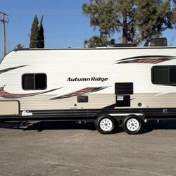 2018 21FT StarCraft Travel Trailer 