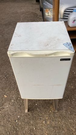 Small refrigerator