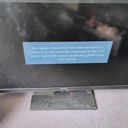 40-in Panasonic TV No Remote